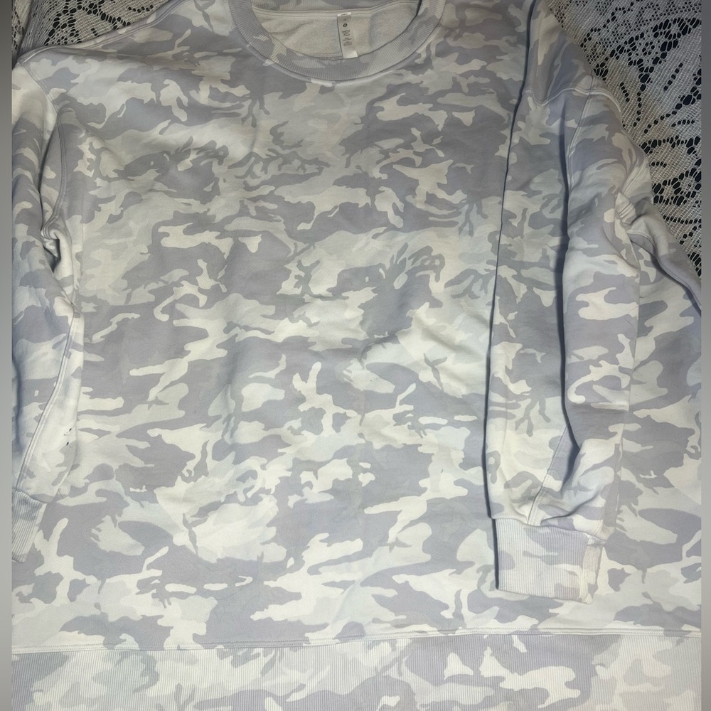 Lululemon Athletica Gray and White Camouflage Sweater